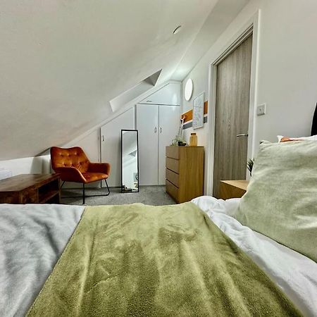 Stylish One Bedroom & A Sofa Bed Cardiff Extérieur photo