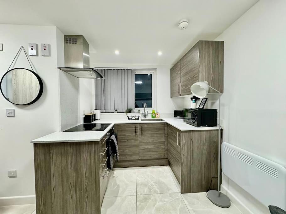 Stylish One Bedroom & A Sofa Bed Cardiff Extérieur photo